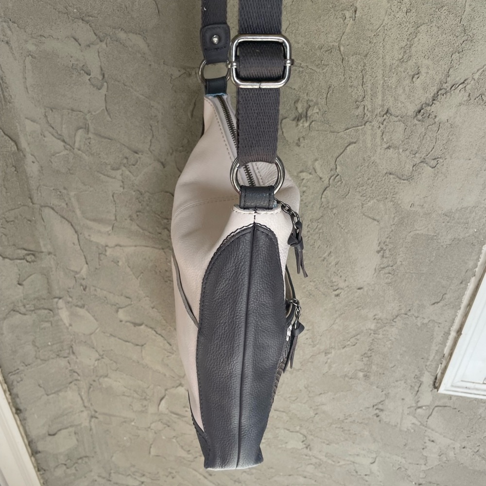 White and Gray Leather Crossbody Bag - Picture 10 of 10